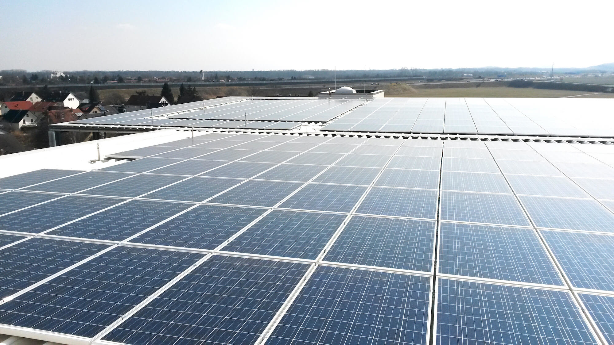 Großanlagen 1 - Photovoltaik - SUNSTAR Solartechnik